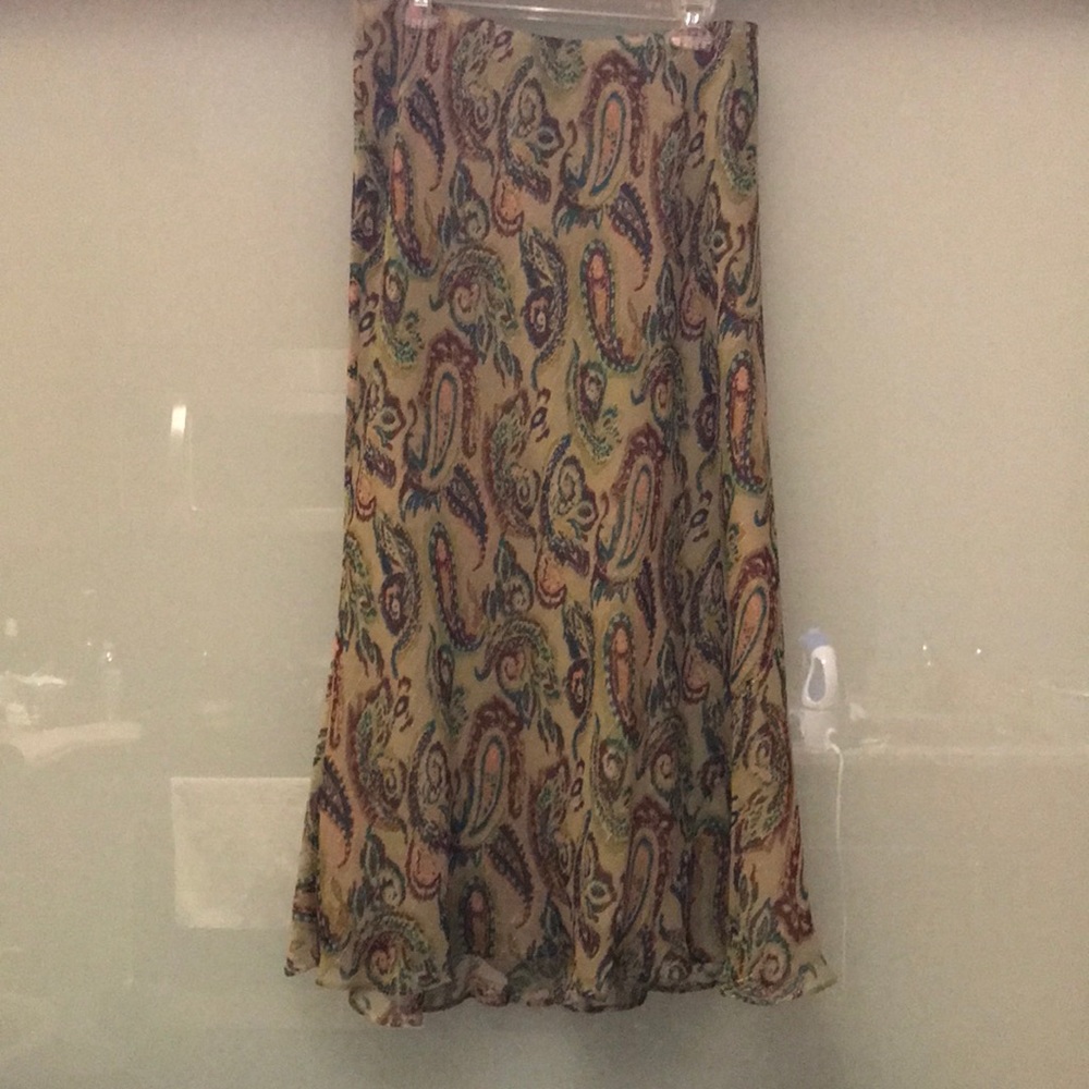 Paisley print flowy Lane Bryant midi skirt lined